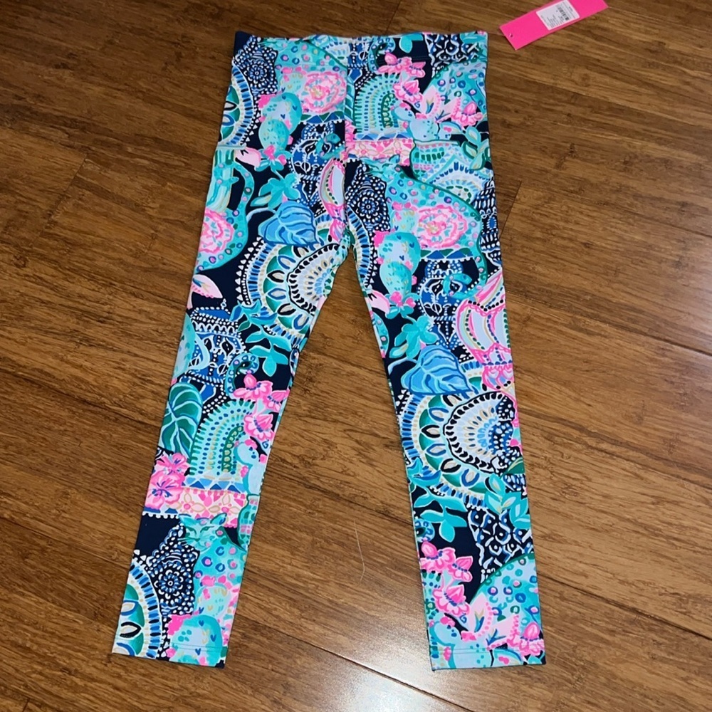 Lilly Pulitzer kids maia legging in multi lookin sharp size Xl (12-14)